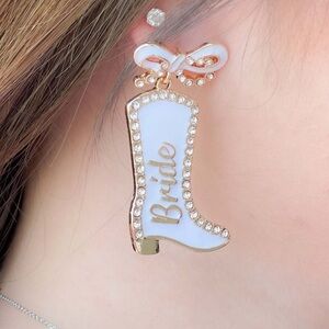 Gold and White western Bride Earrings